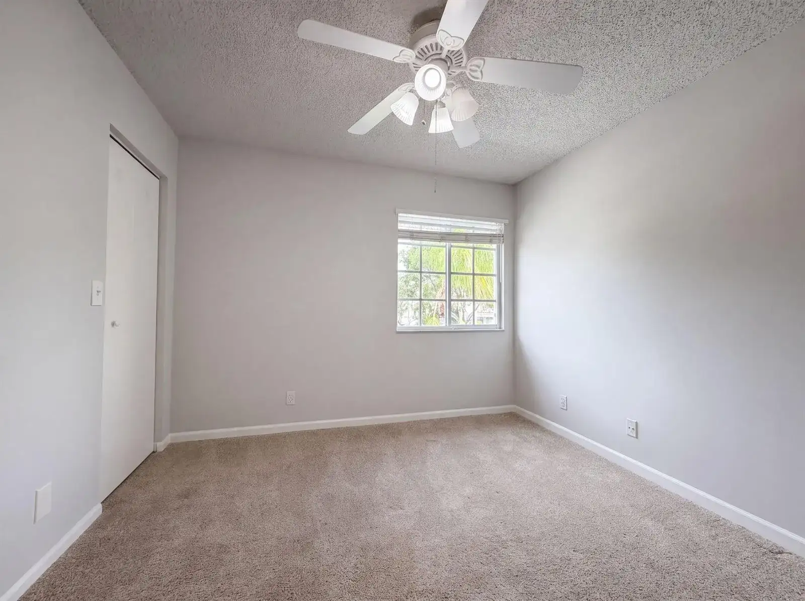 1480 47th, Deerfield Beach FL 33442 photo 4