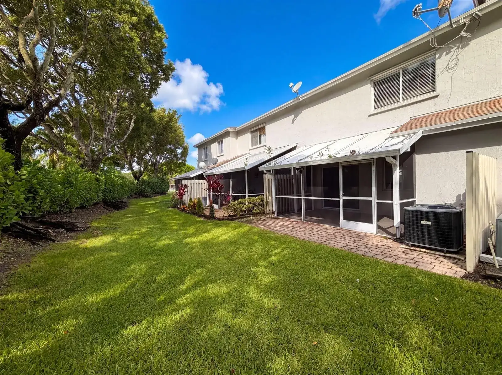 1480 47th, Deerfield Beach FL 33442 photo 5