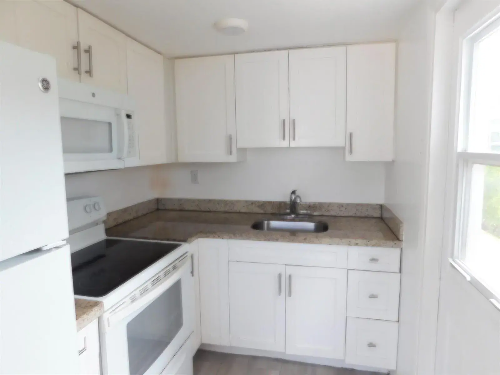 825 NE 6th Street # 3, Fort Lauderdale FL 33304