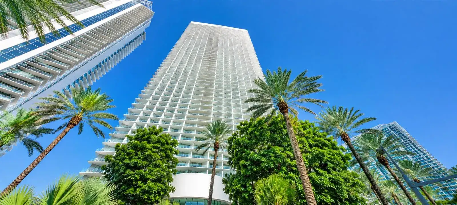 16901 Collins Avenue # 3002, Sunny Isles Beach FL 33160 photo 2