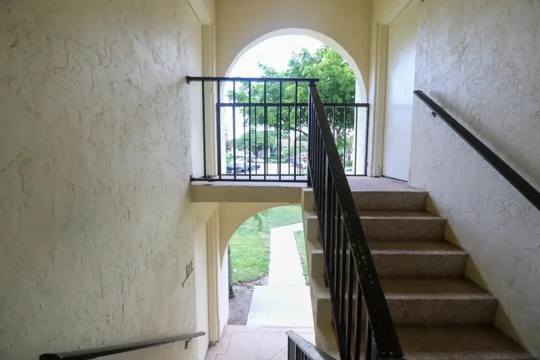 4987 Sable Pine Circle # D2, West Palm Beach FL 33417 photo 3