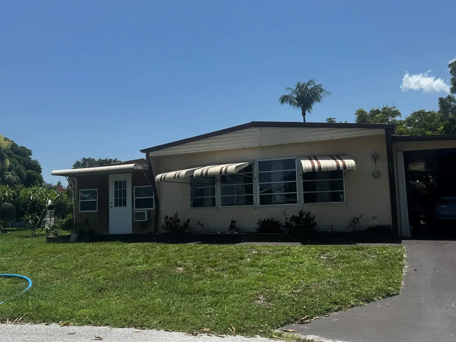 6165 N joshua Lane, Lantana FL 33462 photo 2