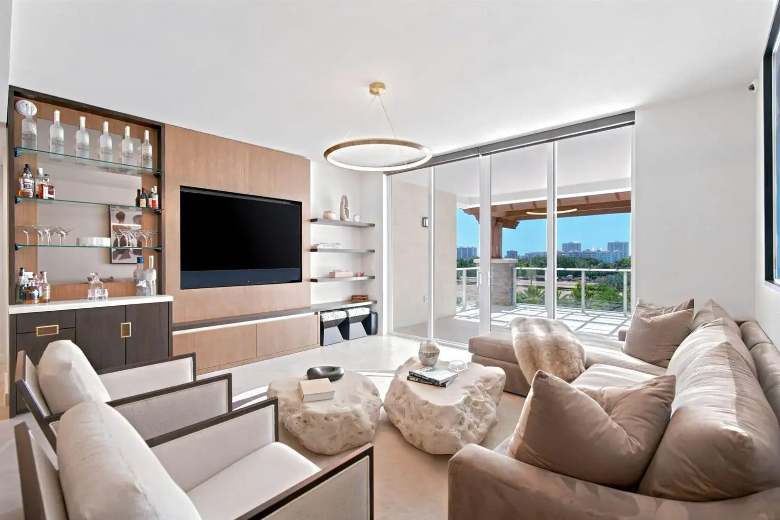 220 SE MIZNER Boulevard # 503, Boca Raton FL 33432