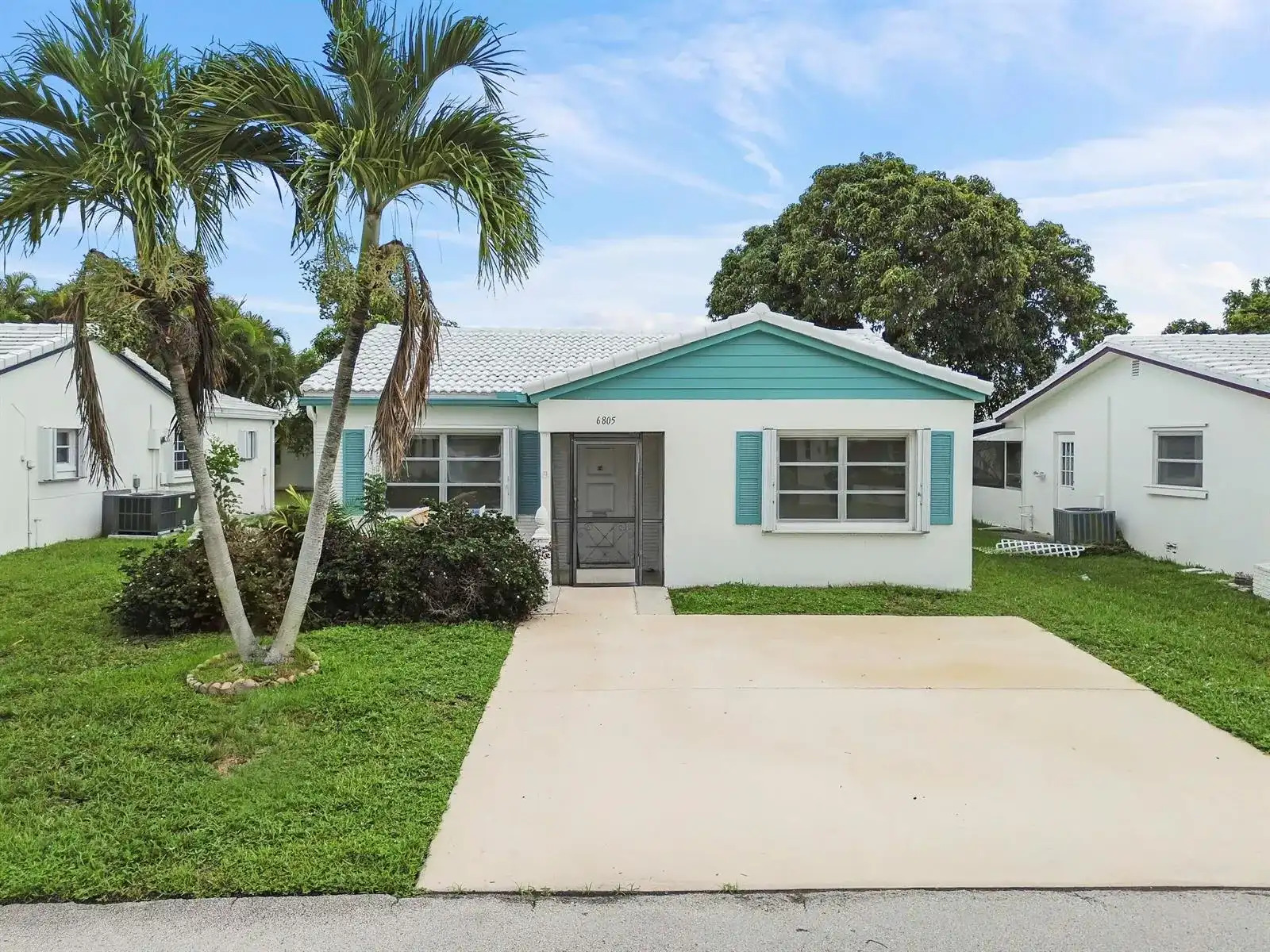 6805 NW 75TH Court, Tamarac FL 33321