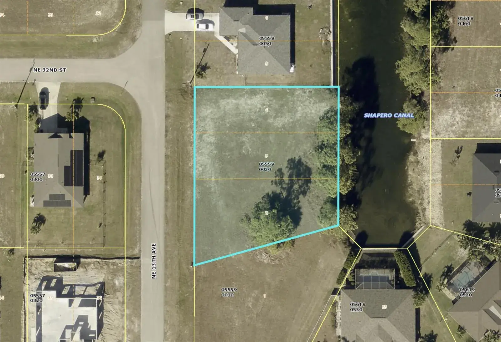 3135 NE 13TH Avenue, Cape Coral FL 33909
