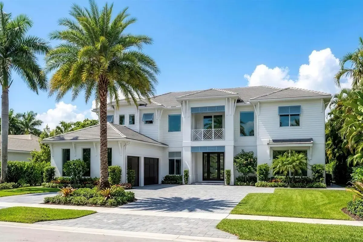 2423 EDGEWATER Drive, Palm Beach Gardens FL 33410