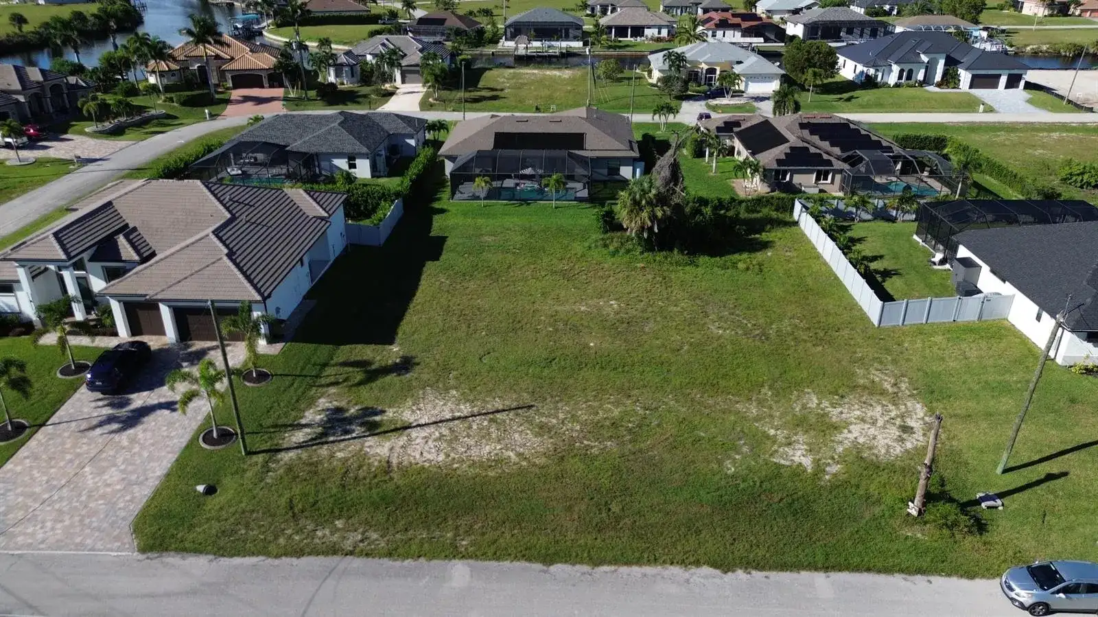 3437 NW 18th Street, Cape Coral FL 33993 photo 2