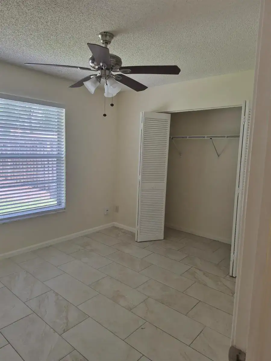 3793 Heather Drive W, FL 33463 photo 5