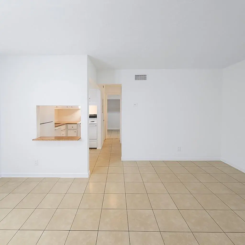 1151 NE 17th Court # 27, Fort Lauderdale FL 33305