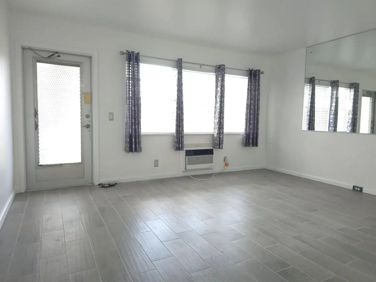 208 KENT M, West Palm Beach FL 33417 photo 5