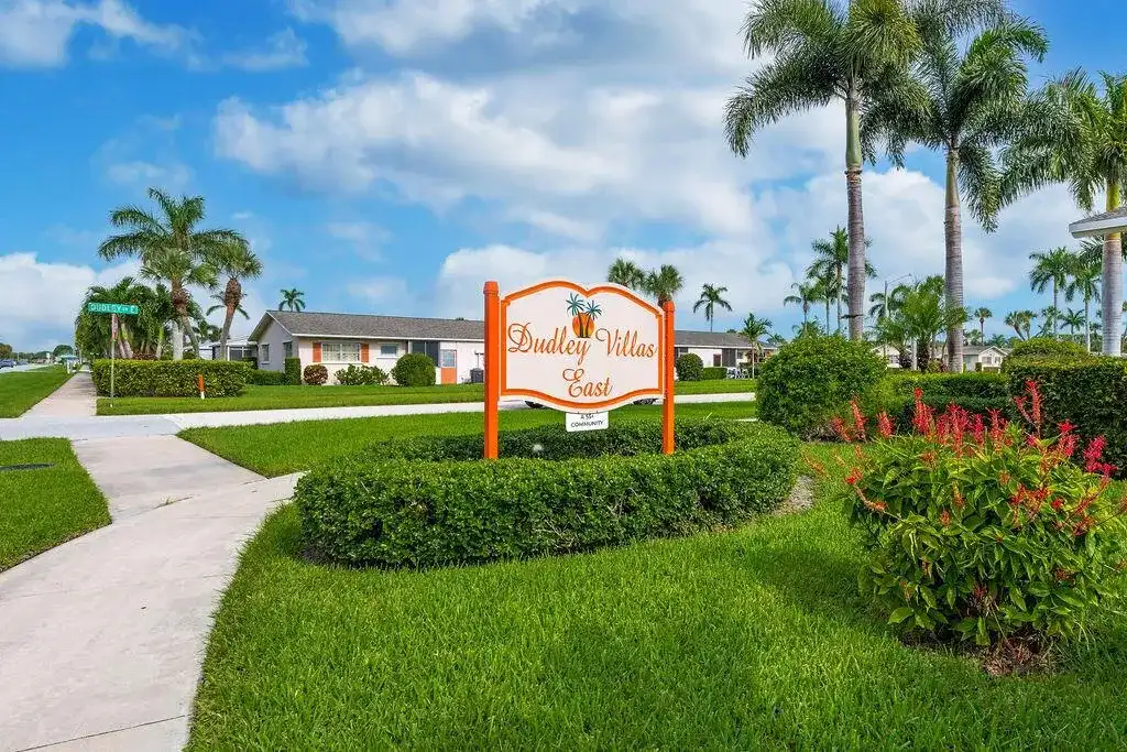 2523 DUDLEY Drive W # B, West Palm Beach FL 33415