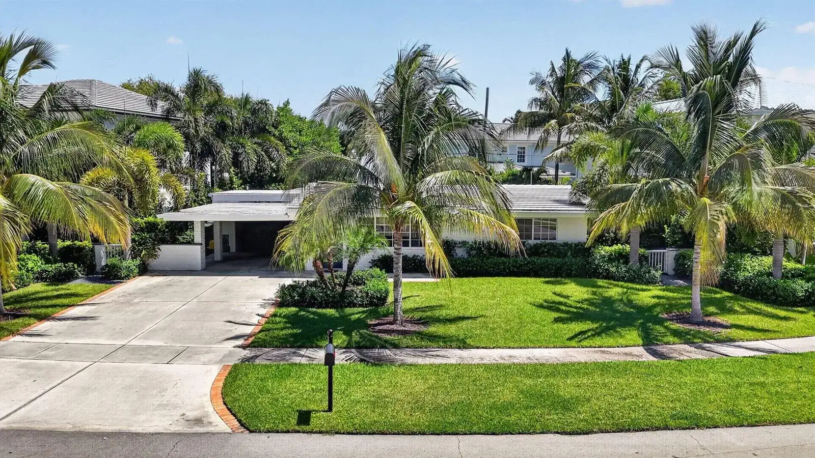 335 NE 7th Street, Boca Raton FL 33432 photo 2