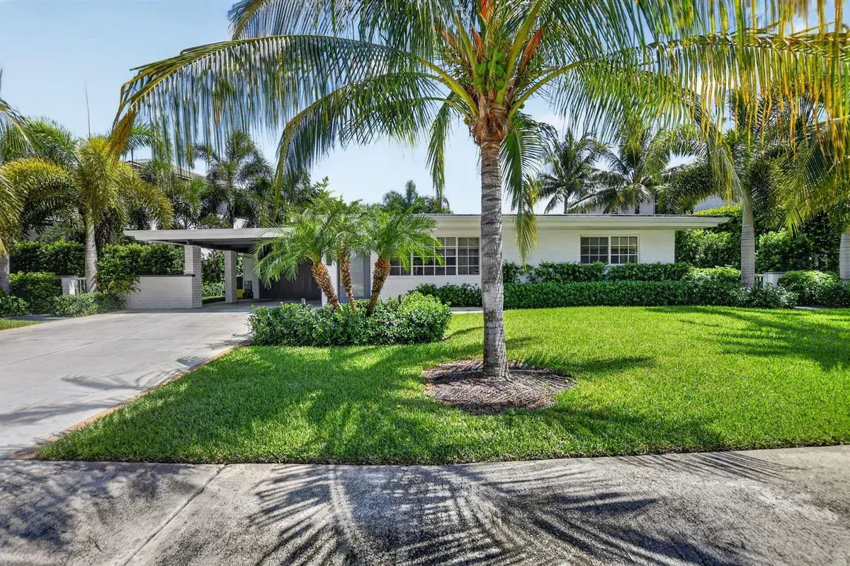335 NE 7th Street, Boca Raton FL 33432