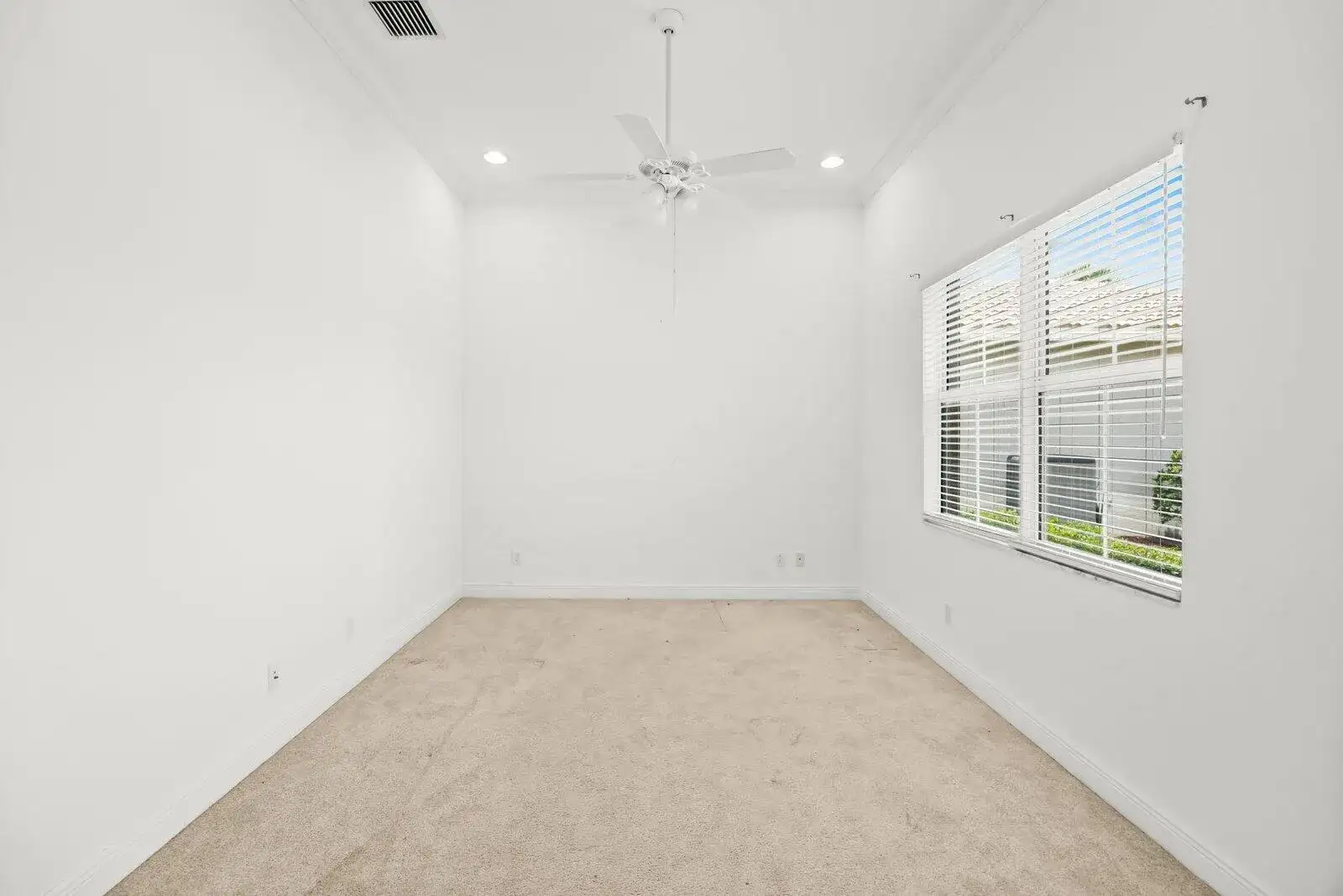 8600 SW Amare Way, Port St. Lucie FL 34987 photo 5