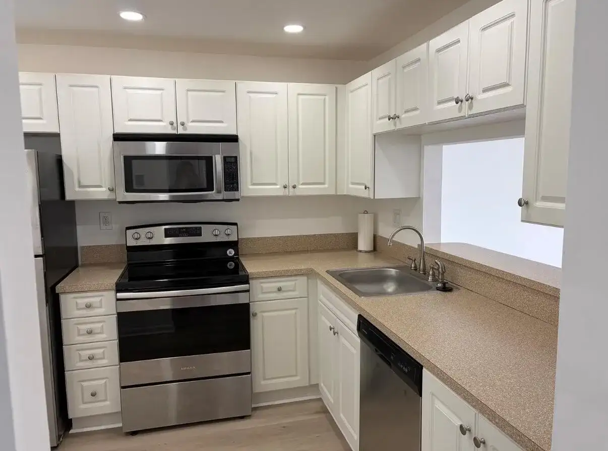 1101 COLONY POINT Circle # 506, Pembroke Pines FL 33026 photo 2