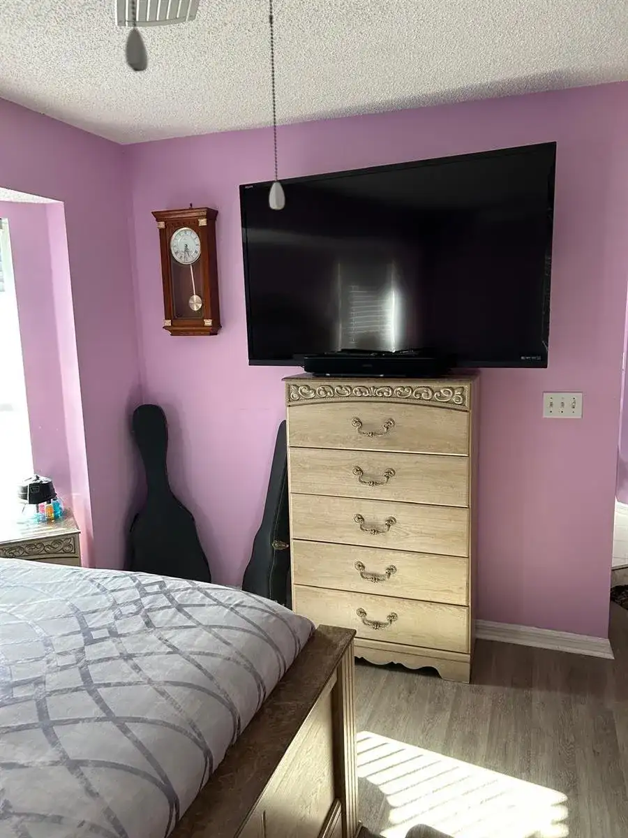 102 SW GLENWOOD Drive, Port St. Lucie FL 34984 photo 4