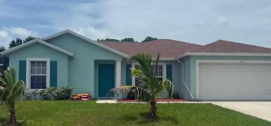 2847 SW SOUTH CALABRIA Circle, Port St. Lucie FL 34953
