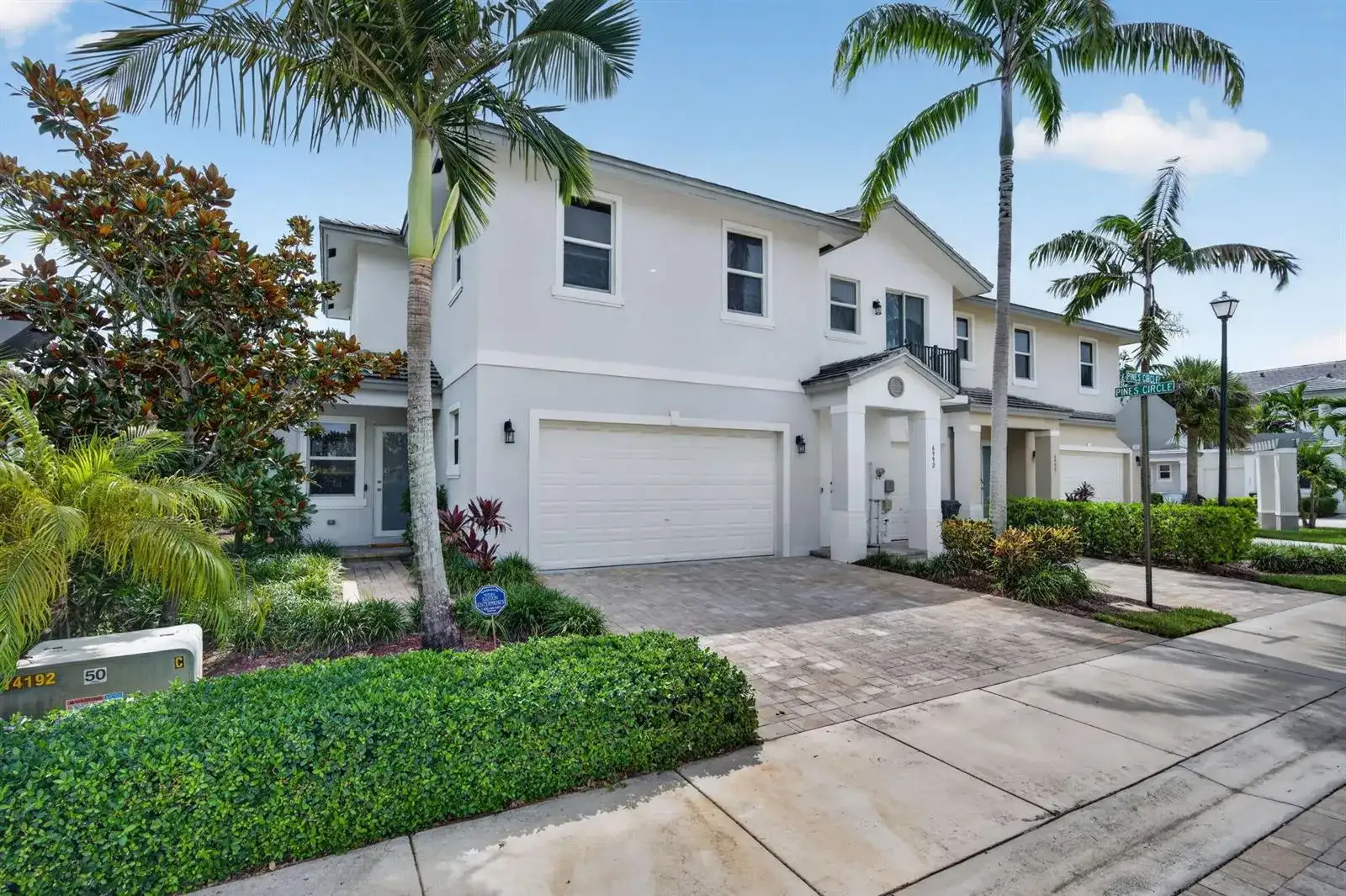 6994 Pines Circle, Coconut Creek FL 33073 photo 4