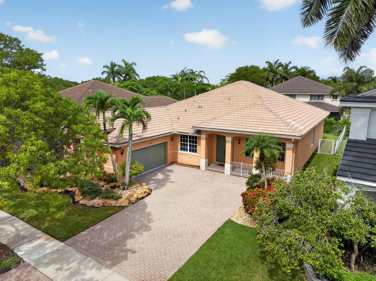 1169 Peregrine Way, Weston FL 33327