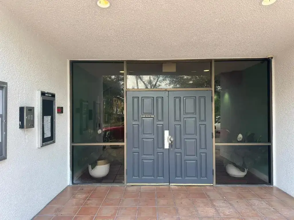 3301 SPANISH MOSS Terrace # 610, Lauderhill FL 33319 photo 5