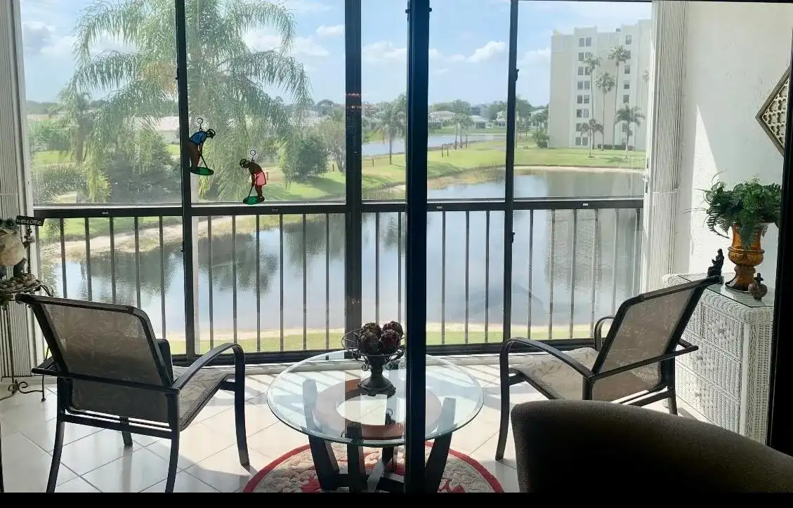 7270 ASHFORD Place # 307, Delray Beach FL 33446
