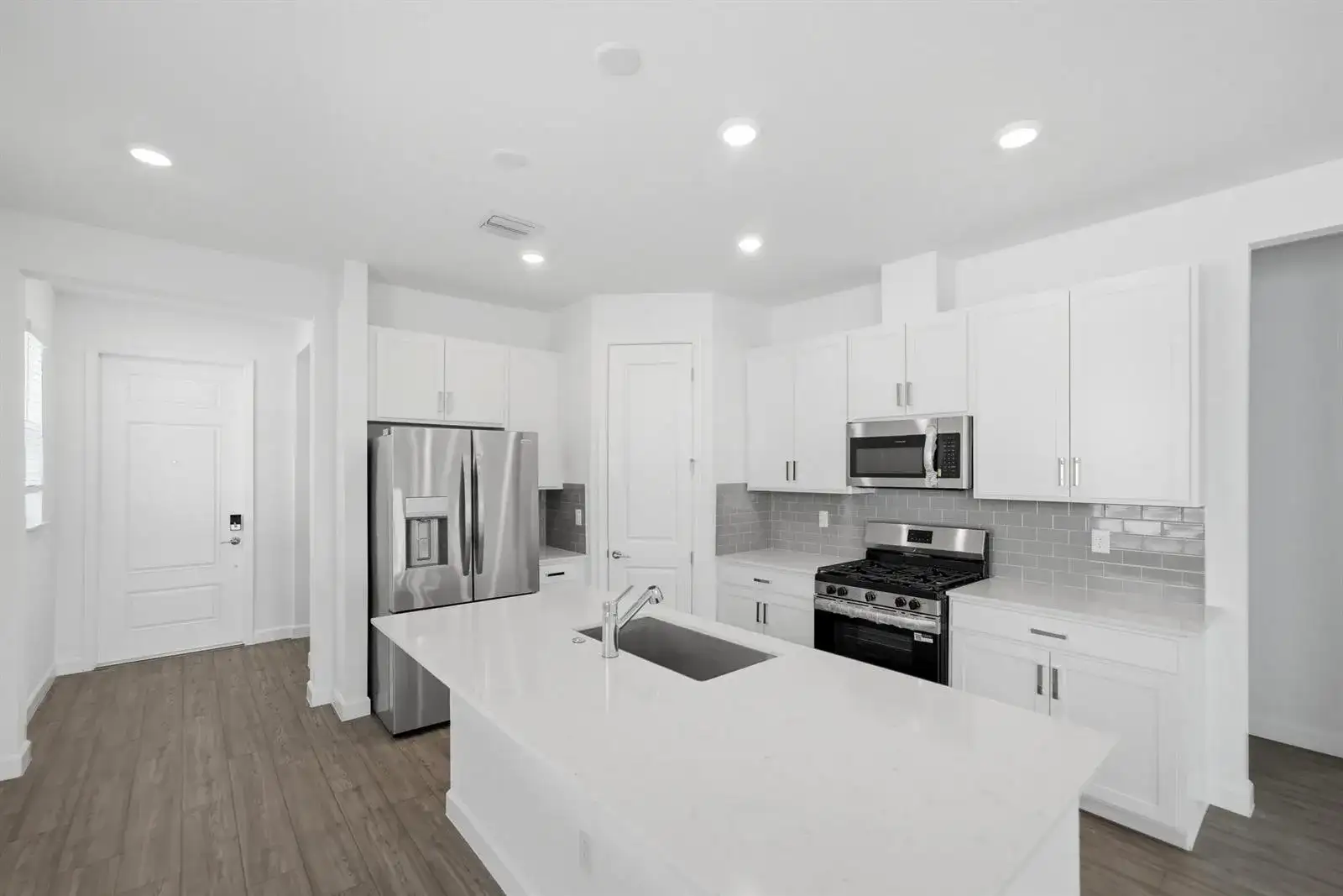 11018 NW GLYNLEA Boulevard N, Port St. Lucie FL 34987 photo 4