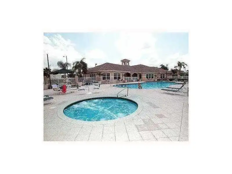 5055 WILES Road # 201, Coconut Creek FL 33073 photo 3