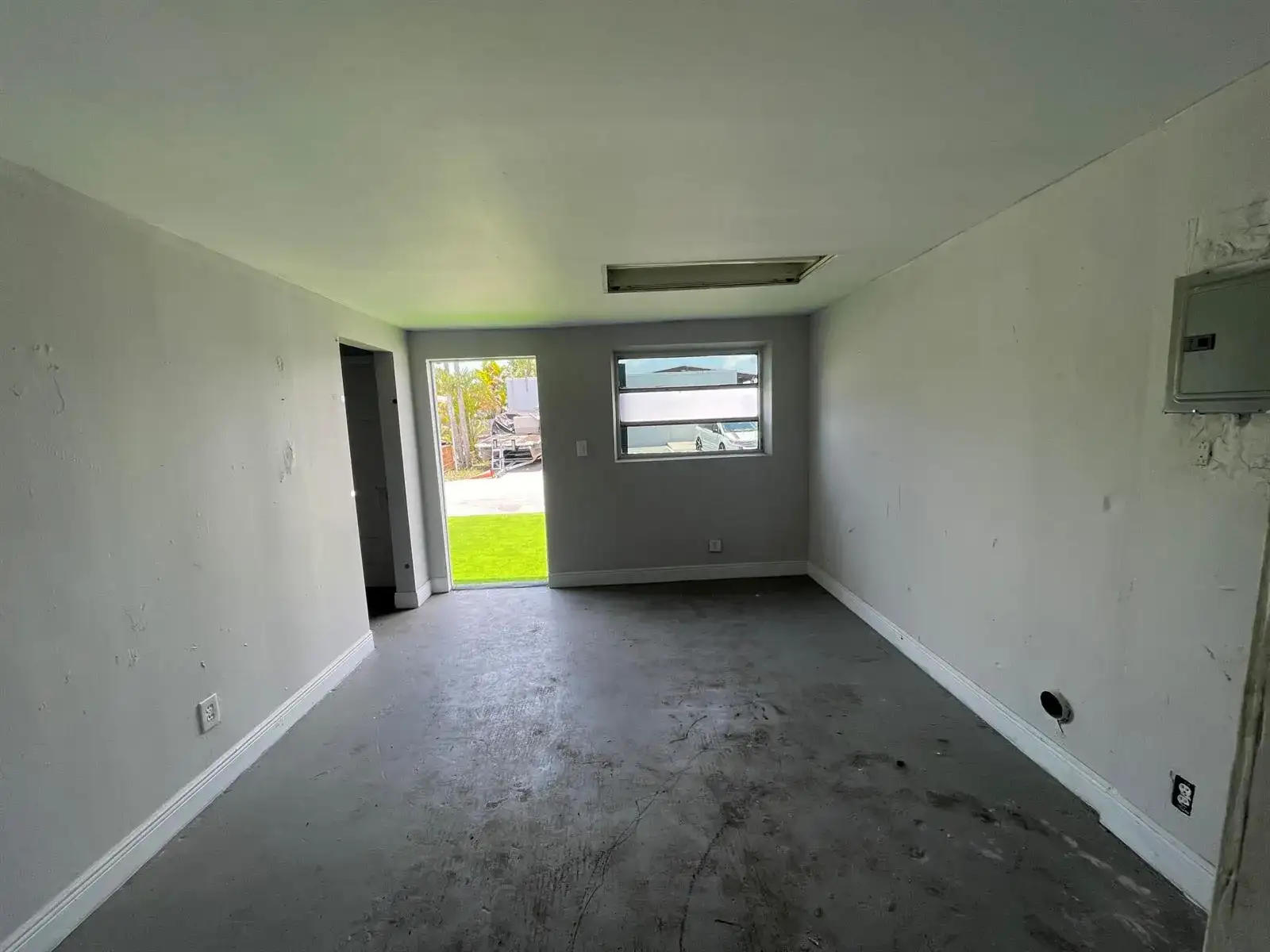 549 NE 34th Street # 13, Oakland Park FL 33334 photo 4