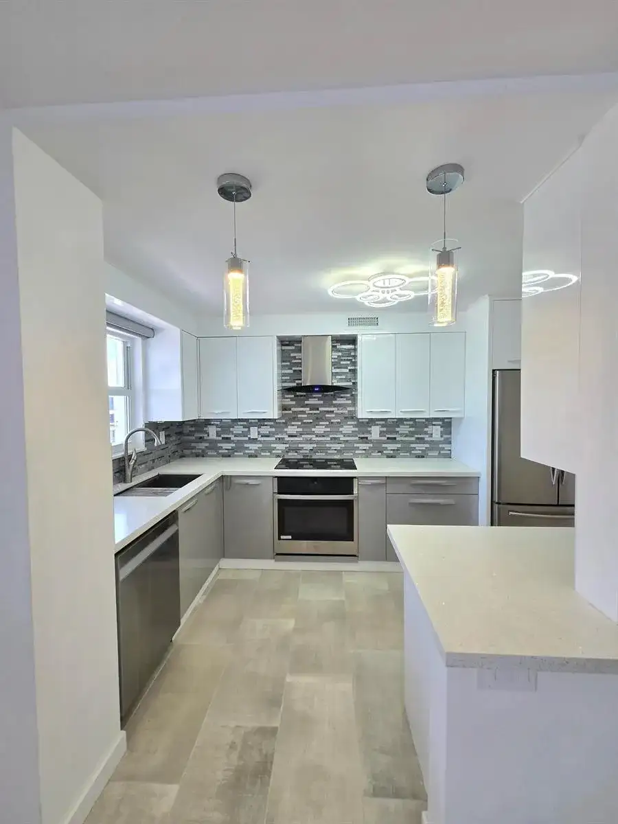 137 GOLDEN ISLES Drive # 414, Hallandale Beach FL 33009 photo 2
