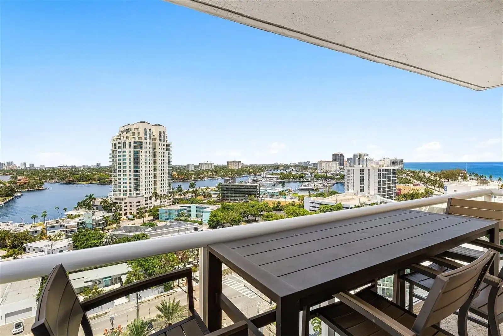 3000 Holiday Drive, Fort Lauderdale FL 33316 photo 2
