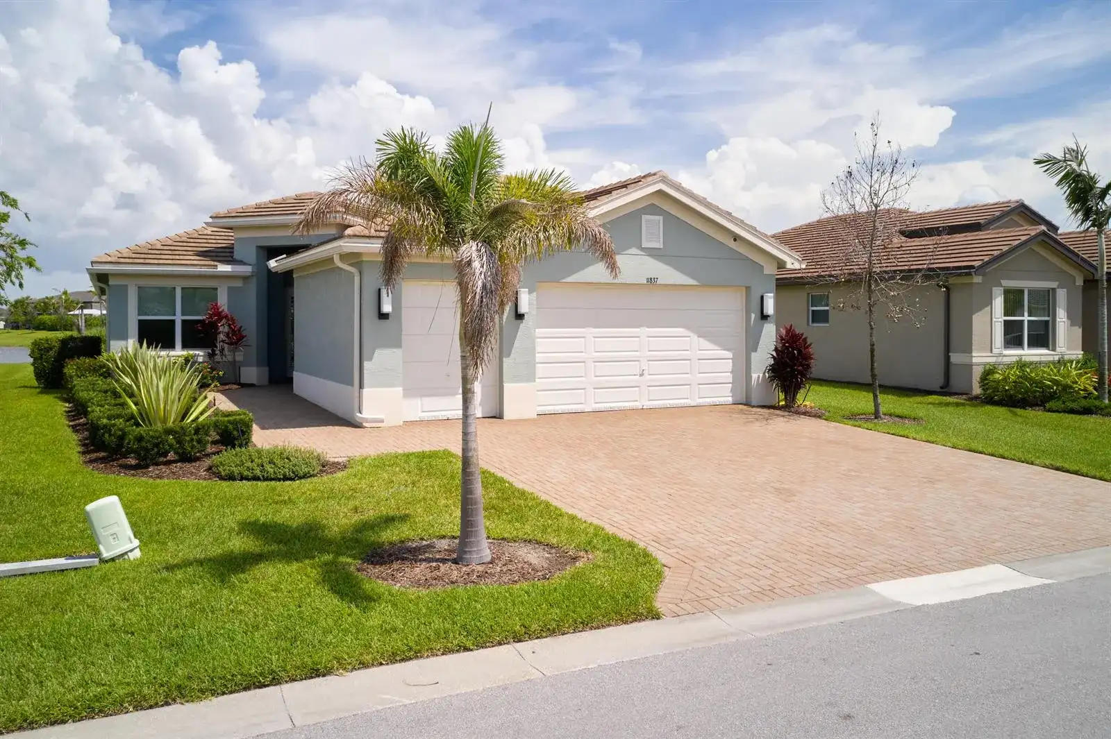11837 SW Poseidon Way, Port St. Lucie FL 34987 photo 5
