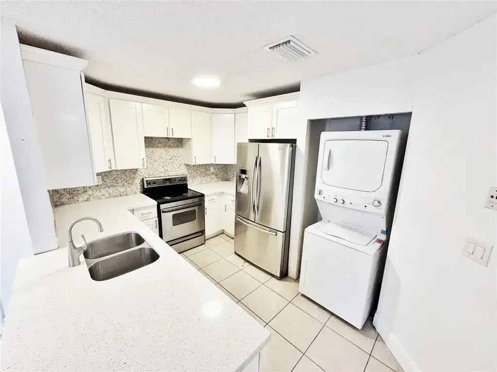 1136 NW 5TH Court, Fort Lauderdale FL 33311 photo 5