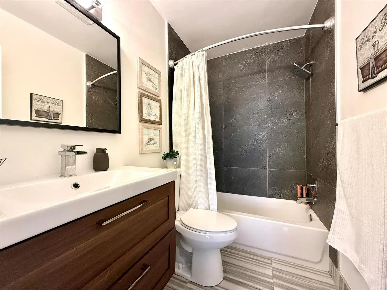 298 SW 6th Street # 2050, Boca Raton FL 33432