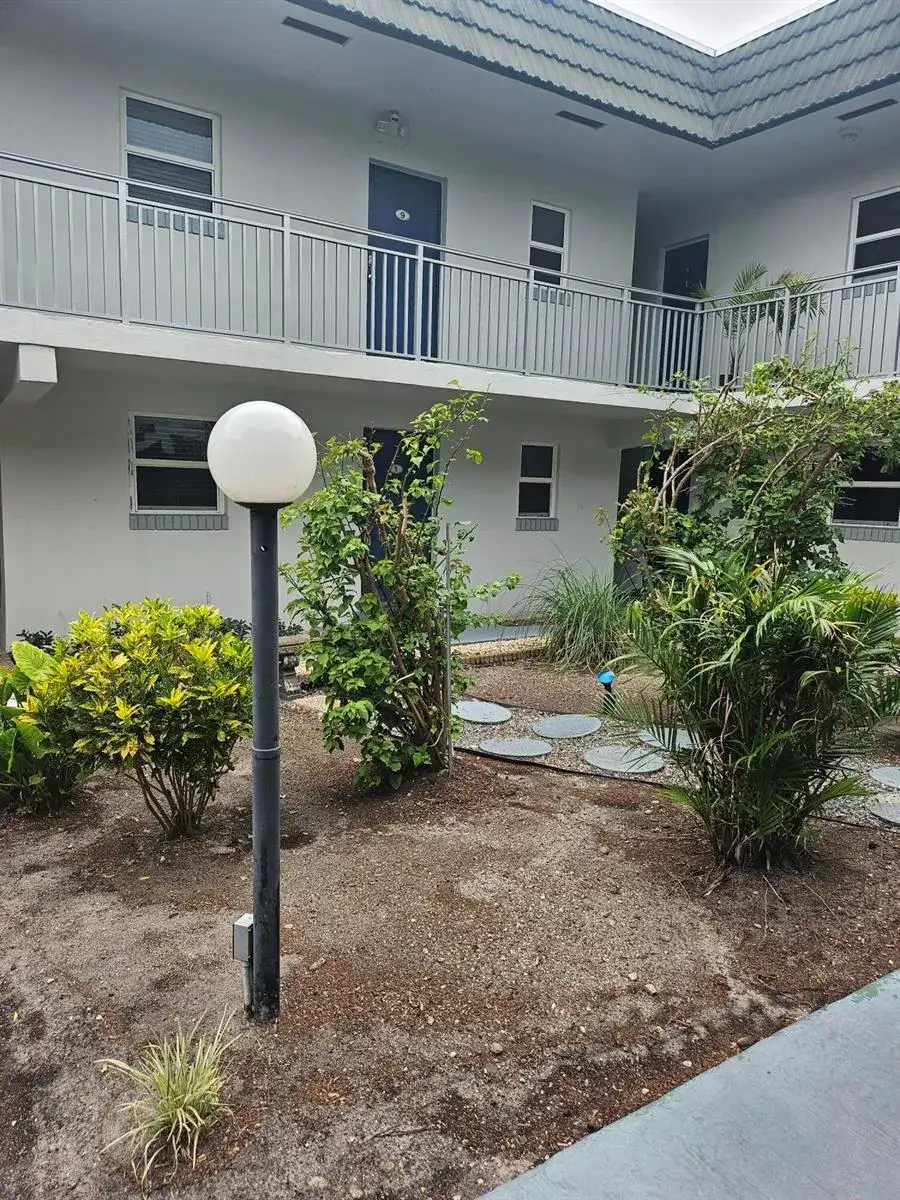 1001 SE 16TH Street # 9, Fort Lauderdale FL 33316 photo 3