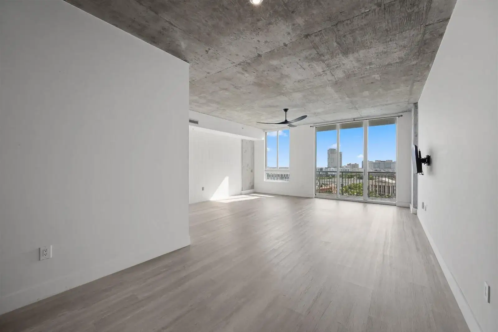 300 S AUSTRALIAN Avenue # 1103, West Palm Beach FL 33401 photo 5