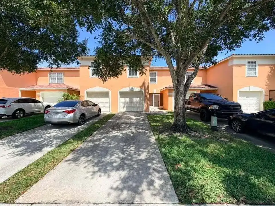 6892 Mill Brook Place, Lake Worth FL 33463