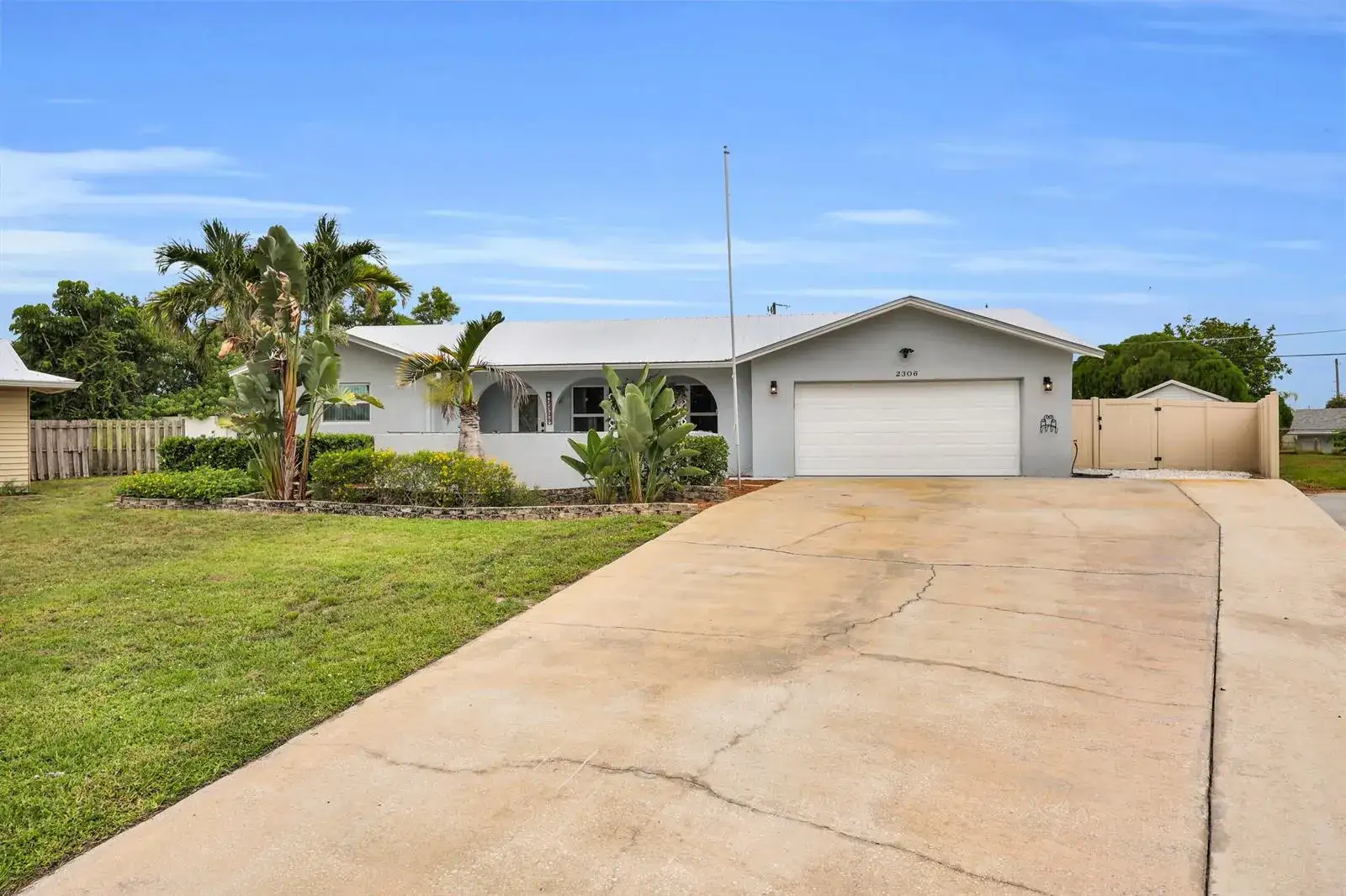 2306 NE 19TH Court, Jensen Beach FL 34957