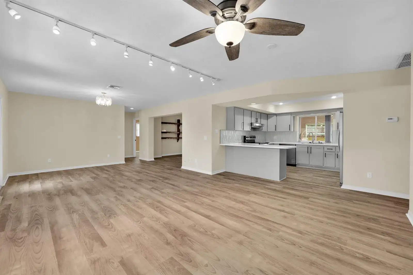2306 NE 19TH Court, Jensen Beach FL 34957 photo 4