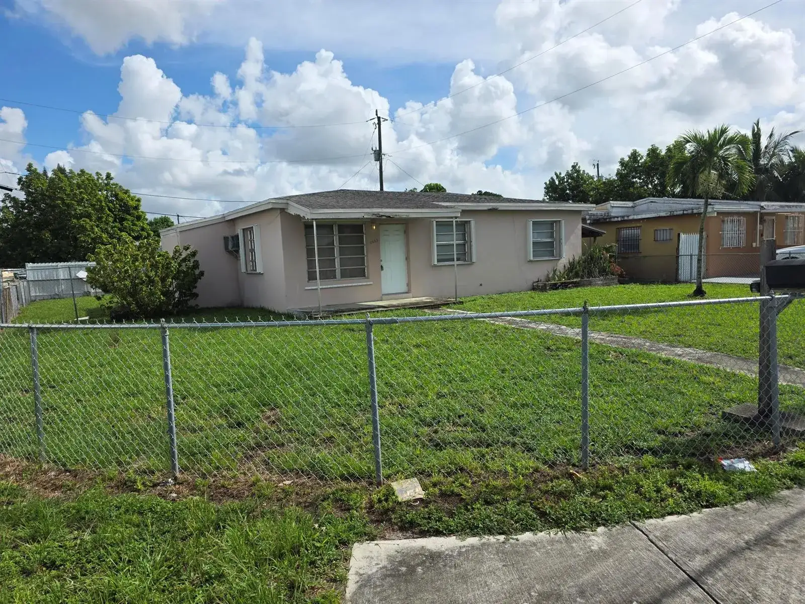 3555 NW 95th Street, Miami FL 33147 photo 2