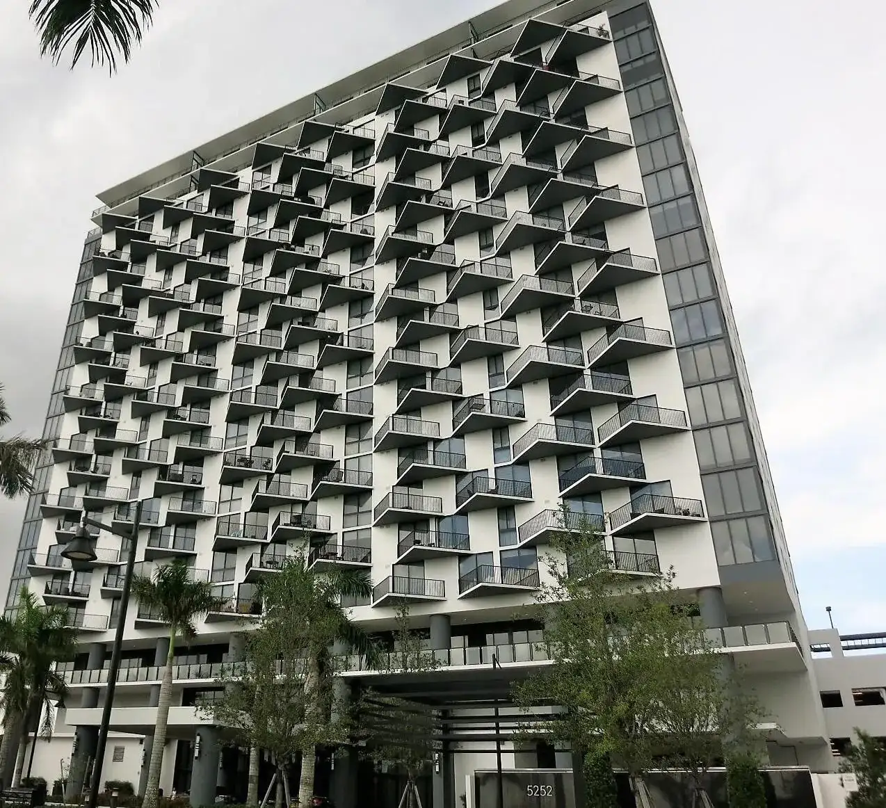 5252 NW 85th Avenue # 1208, Doral FL 33166 photo 3
