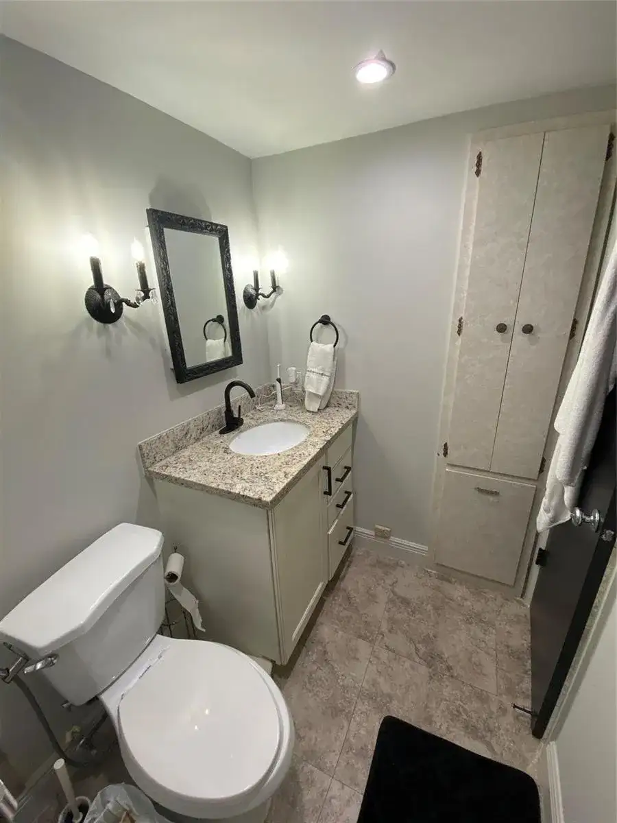 4040 N HILLS Drive # 5, Hollywood FL 33021 photo 5