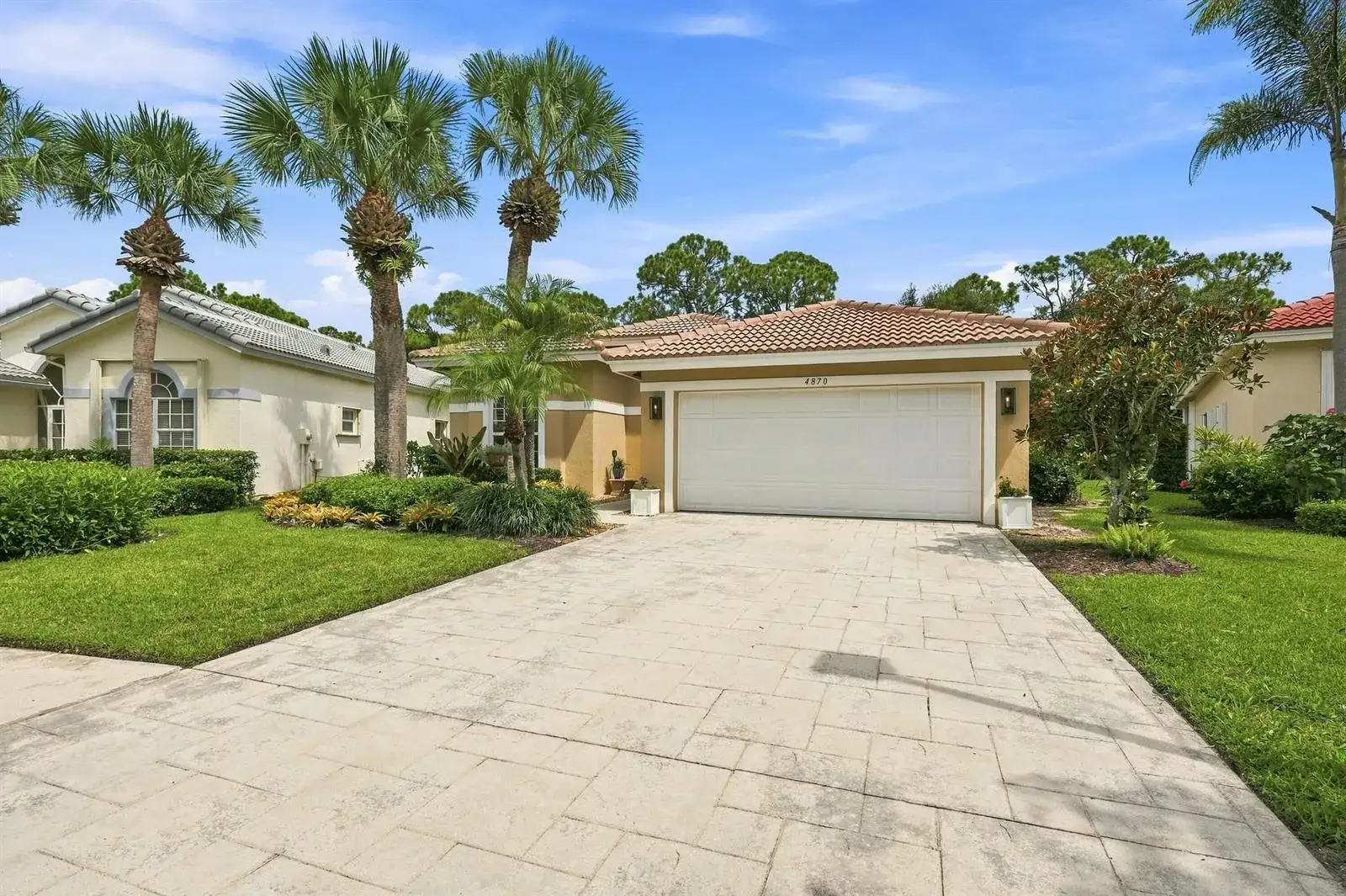 4870 SE Devenwood Way, Stuart FL 34997 photo 3