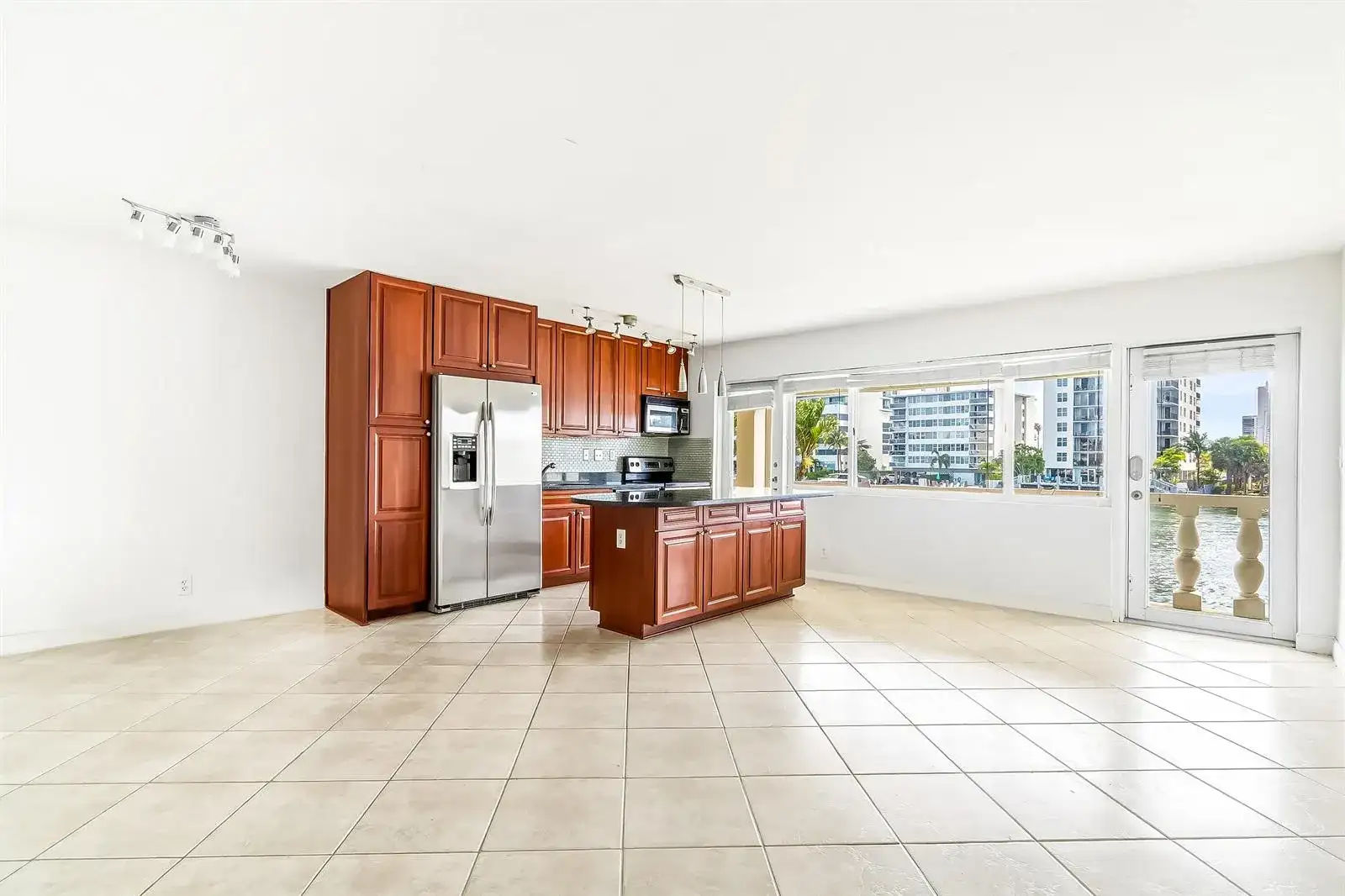 2895 NE 32ND Street # 207, Fort Lauderdale FL 33306 photo 4