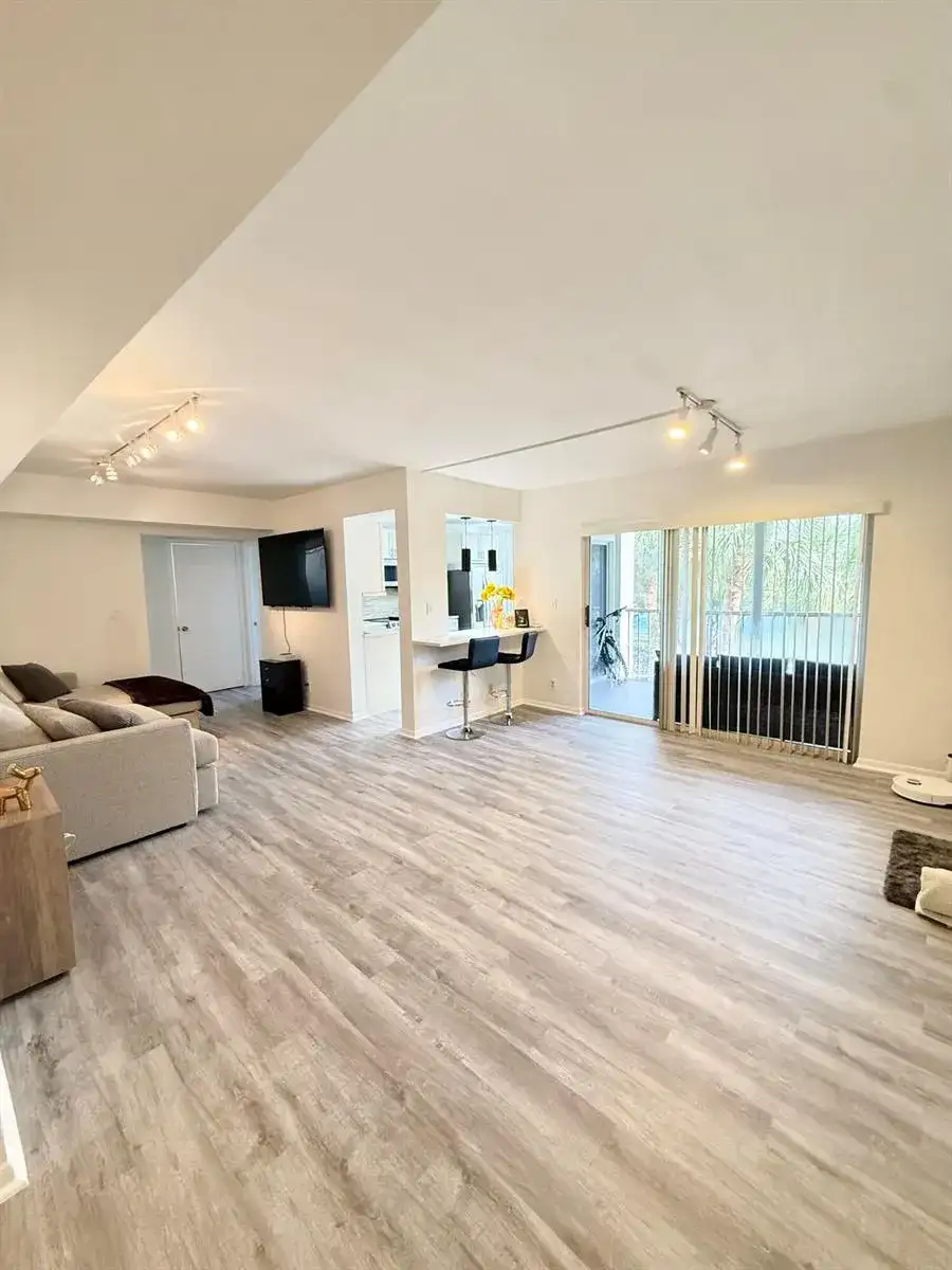 5910 MORNINGSTAR Circle # 306, Delray Beach FL 33484 photo 4