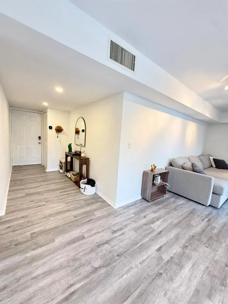 5910 MORNINGSTAR Circle # 306, Delray Beach FL 33484 photo 5