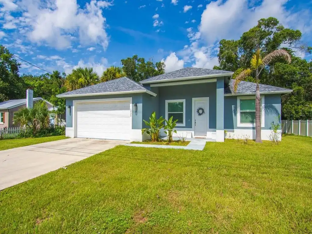 1725 20TH Avenue, Vero Beach FL 32960