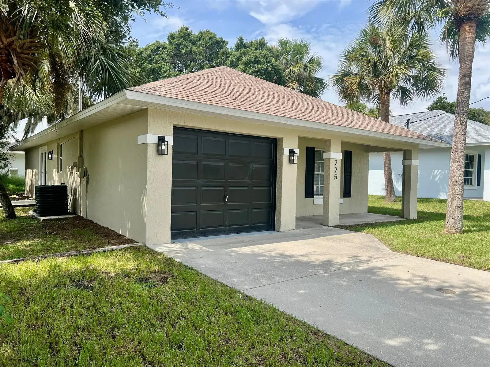 225 12th Street SW, Vero Beach FL 32962 photo 2