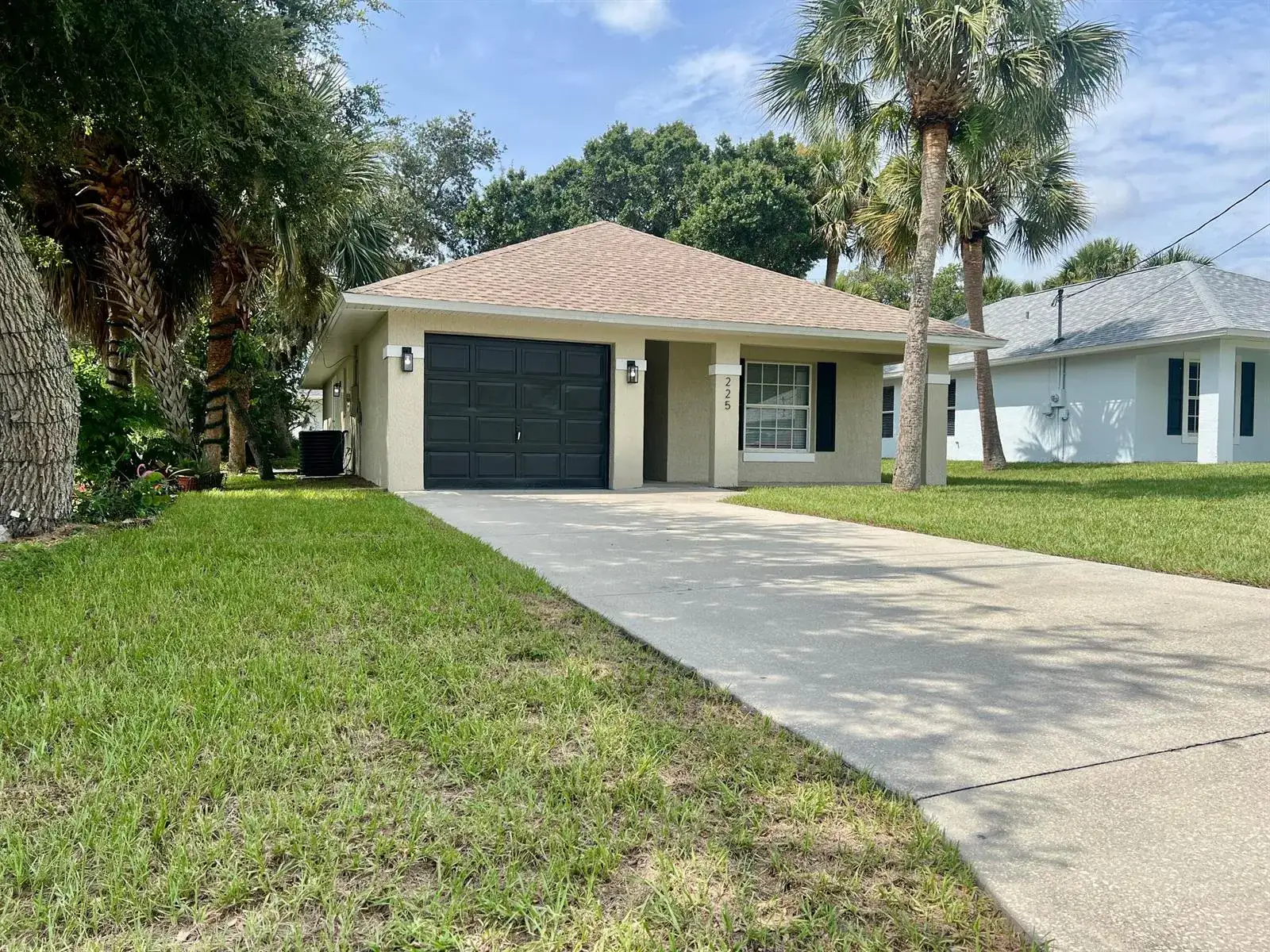 225 12th Street SW, Vero Beach FL 32962 photo 3