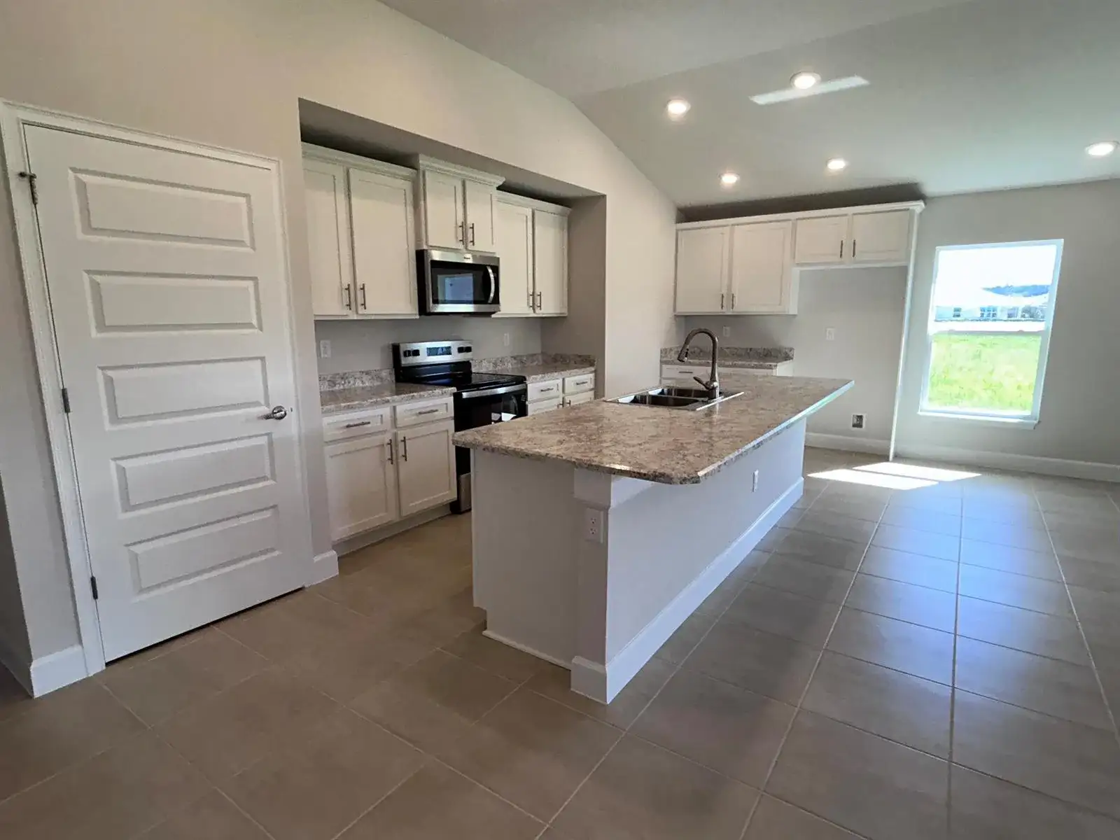 5163 MANCIANO Street, Fort Pierce FL 34951 photo 3
