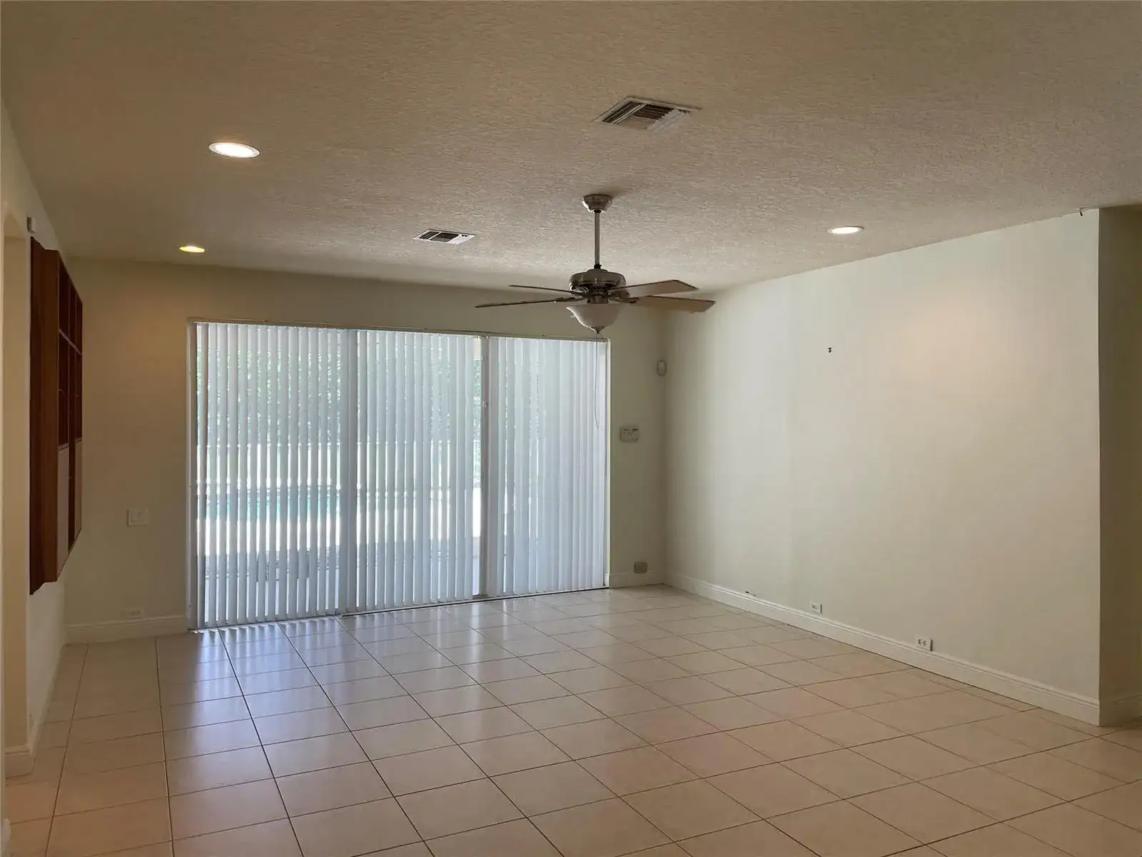 10225 NW 60TH Place, Parkland FL 33076 photo 5